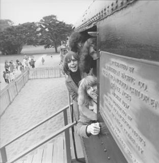 Grateful Dead at the San Francisco Zoo 1966